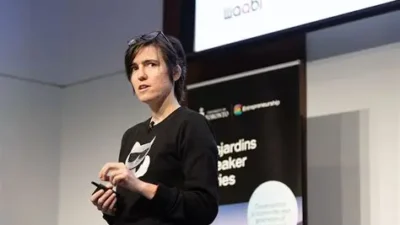 Raquel Urtasun Speaking