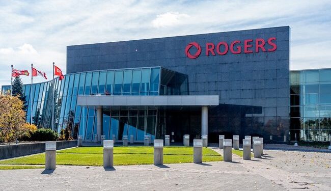 Rogers delays 3g